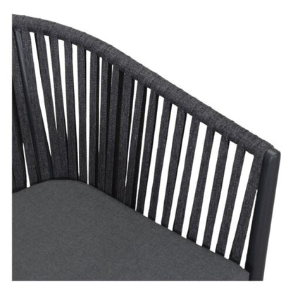 Chaise tapissée style contemporain, idéale pour brasseries et restaurants. Conçue pour un usage professionnel en intérieur.