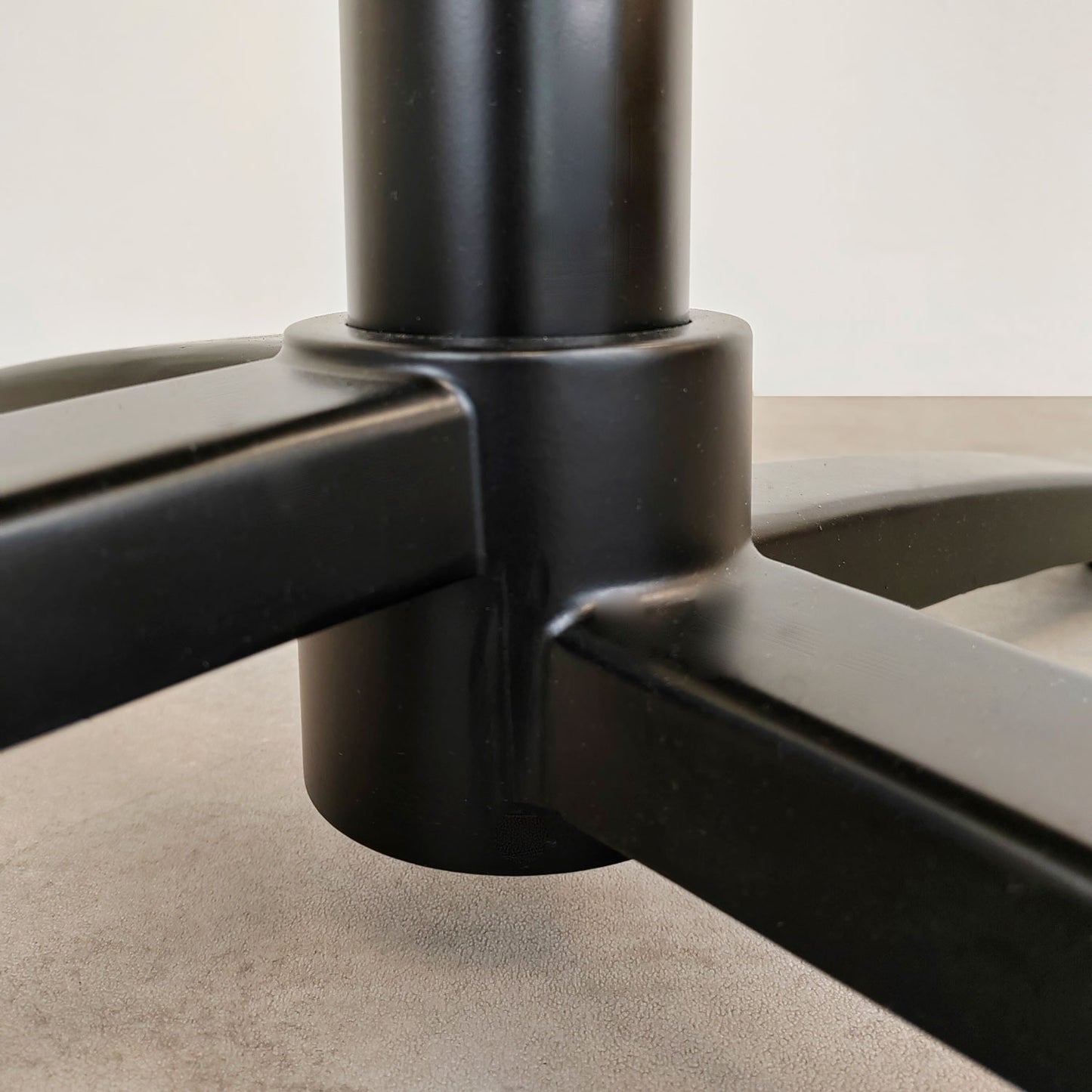 Pied de table extérieur noir Diabolo