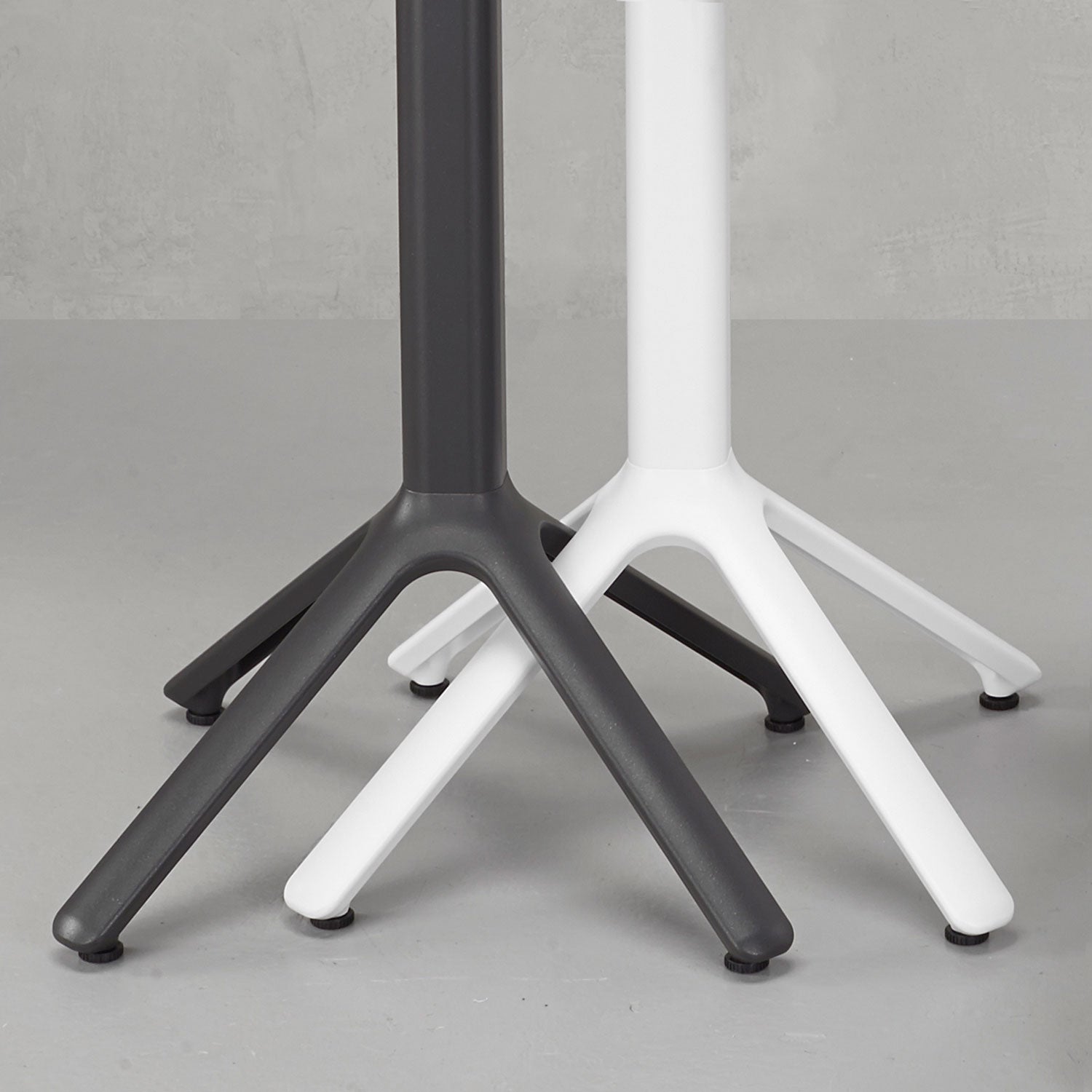pied de table de terrasse noir Nemo RestooTab