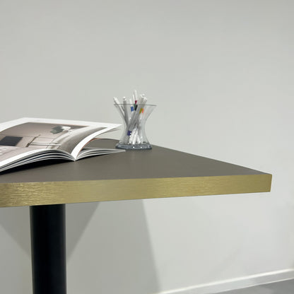 plateau de table sur mesure restaurant bronzo doha restootab
