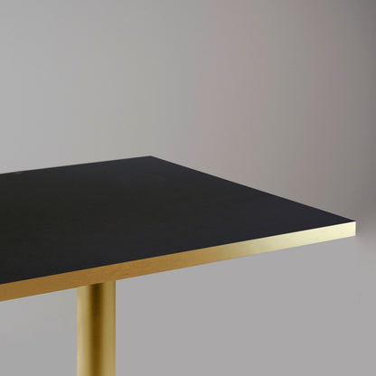 Table élégante Rome doré 70x70cm noir laiton