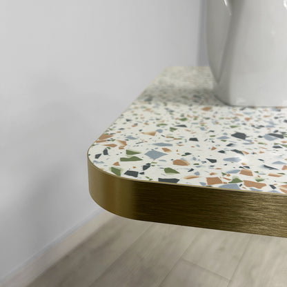 plateau de table sur mesure décor terrazzo coloré