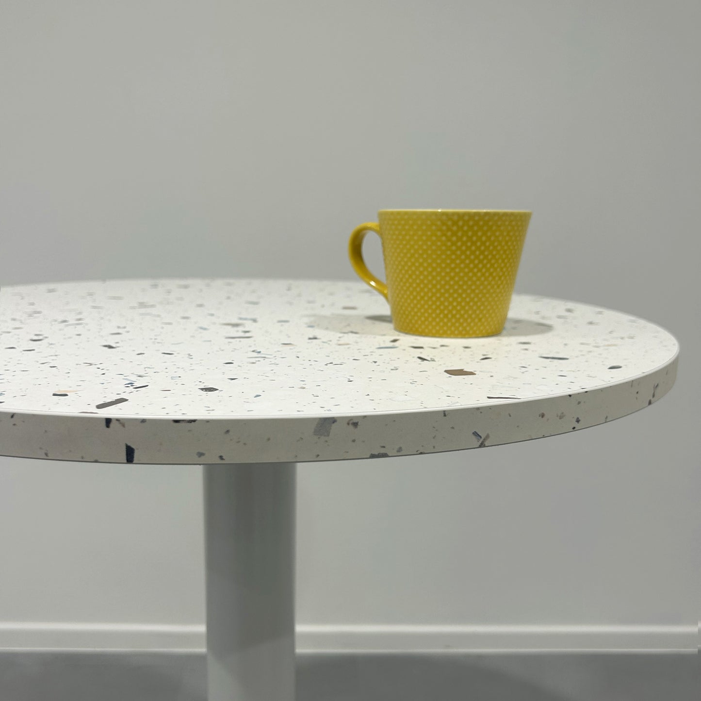 plateau de table sur mesure restaurant terrazzo cassata restootab
