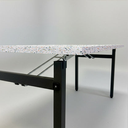 Table rectangulaire pliante d'intérieur pour restaurant et hôtel, structure en acier et plateau en bois aggloméré. décor terrazzo spectra